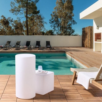 Beliani Outdoor Led Floor Lamp White Ip54 Waterproof With Remote, Rechargeable Battery, Multi-Colour - image 1