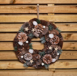 Samuel Alexander 30Cm Frosted Hanging Christmas Wreath With Pine Cones & Wooden Stars - thumbnail 8