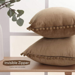 Deconovo 2 Pack Pom Pom Crushed Velvet Cushion Covers With Invisible Zipper 45 X 45 Cm Pure White - thumbnail 3