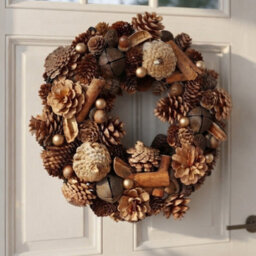 Garden Greatness Natural Pinecone Cinnamon Door Wreath - thumbnail 2
