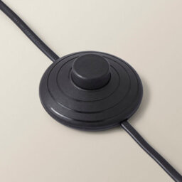 Valuelights Katniss Large Black Metal Floor Lamp With An Oatmeal Fabric Oval Lampshade - thumbnail 4