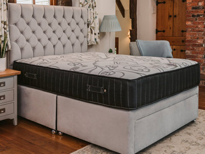 Divan Base Direct Chelsea 1000 Pocket Sprung Luxury Divan Bed Set 2Ft6 Small Single 2 Drawer Side - Plush Light Silver - image 1