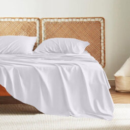 Aspire Homeware 100% Egyptian Cotton Flat Sheet Deep Coverage Ultracool Flat Bedding White Sheet King, (L)298Cmx(W)270Cm - thumbnail 6