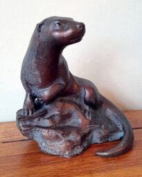 Inspirational Gifting Miniature Otter Sculpture Garden Ornament Statue - thumbnail 4