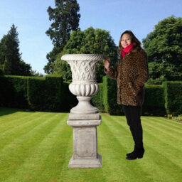 Large Edwardian Design Vase On Giant Square Plinth - thumbnail 2