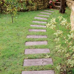 Bradstone Stonewood Antique Brown Paving Edging (H)250mm (W)900mm (T)50mm - thumbnail 3