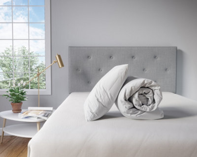 Winter Extra Warm 15 Tog Microfibre Soft Like Down Duvet + 2 Pillows Non Allergenic Hollow Filling - image 1