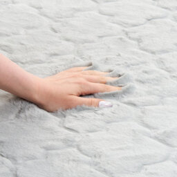 Beliani Faux Fur Rug Gharo Light Grey 160 X 230 Cm - thumbnail 5