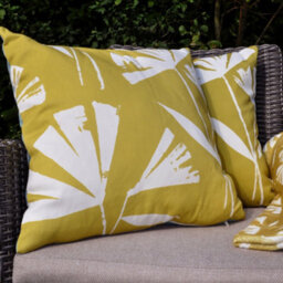 Fusion Alma Teal Outdoor/indoor Water & Uv Resistant Filled Cushion