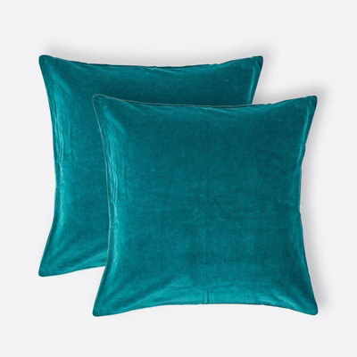 Homescapes Set Of 2 Emerald Green Velvet Cushion Covers, 40 X 40 Cm - image 1
