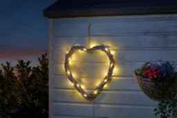 Garden Mile Solar Power Led Heart Wreath Light Up Hanging Artificial Oudoor Lighting Fake With Hoop Decor - thumbnail 3