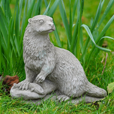 Burgess Otter Stone Statue British Made Outdoor Garden Ornament - image 1