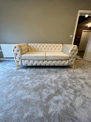 Stratus Interiors Italian Chesterfield Upholstered Velvet Fullback Sofa - 2 Seater - image 1