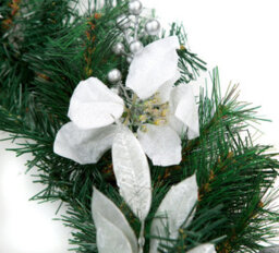 Best Artificial 6Ft Decorated White & Silver Decorated Christmas Garland With Baubles Berries And Pinecones Suitable For Fireplace - thumbnail 5