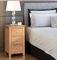 Hallowood Furniture Hereford Oak Small Bedside Table