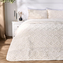 OHS Teddy Fleece Cable Knit 10.5 Tog Coverless Duvet With Pillowcases, King - thumbnail 1
