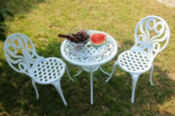 Sh&g Penryhn 2 Seat Bistro Set - 3 Piece Round Table & Chairs - White Cast Aluminium With Cream Cushions - Indoor & Outdoor - thumbnail 2