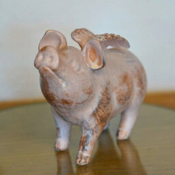 Flying Pig Resin Statue Farmyard Piglet Home Outdoor Ornament Decoration Piggy - thumbnail 3