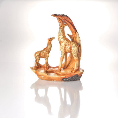 Eldo Wood Effect Mother & Calf Giraffe Ornament  Decorative Resin Sculpture, Natural Finish, 19Cm High