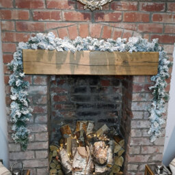 270Cm (9Ft) Samuel Alexander Luxury Green Christmas Snowflocked Garland - thumbnail 1