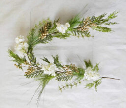 Shatchi Golden Berries Green Christmas Christmas Garland - thumbnail 2