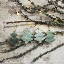 Storm Flowers Garden Christmas Tree Hanging Ceramic Decoration - thumbnail 2