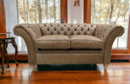 Chesterfield 2 Seater Sofa Settee Cracked Wax Tan Real Leather In Balmoral Style - thumbnail 4