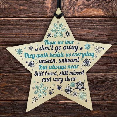 Red Ocean Wooden Star Christmas Memorial Tree Decoration Ornament Mum Dad Nan Grandad Gift - image 1