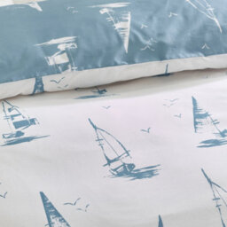 Catherine Lansfield Salcombe Boats Reversible Double Duvet Cover Set With Pillowcases Soft Blue - thumbnail 4