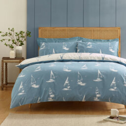 Catherine Lansfield Salcombe Boats Reversible Double Duvet Cover Set With Pillowcases Soft Blue - thumbnail 2