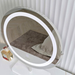 CARME Home Ava Silver Marble Touch Sensor Led Light Mirror - thumbnail 6