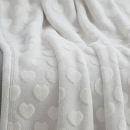Heart Design Throw Blanket Soft Cosy Decorative Throw For Sofa And Bed White 150X200Cm - thumbnail 2