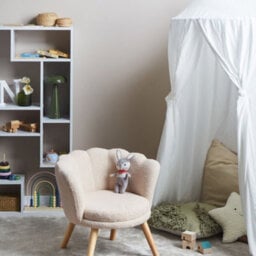 Wyld And Coco Kids Armchair Light Beige Bouclé Upholstery Shell Backrest Wooden Legs - thumbnail 1