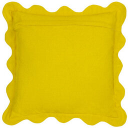 Furn. Coral Scalloped Polyester Filled Cushion - thumbnail 2