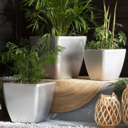 Wyld And Coco Silver Fibre Clay Plant Pots Set Of 2 - Square 42 X 42 X 41 Cm, All-Weather - thumbnail 2