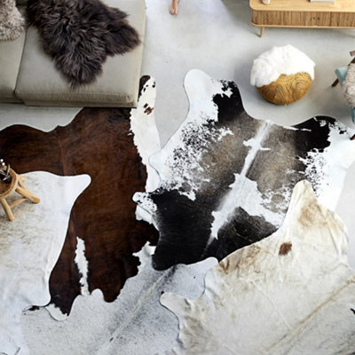 Berkfield Real Cow Hide Rug Black And White 150X170 Cm