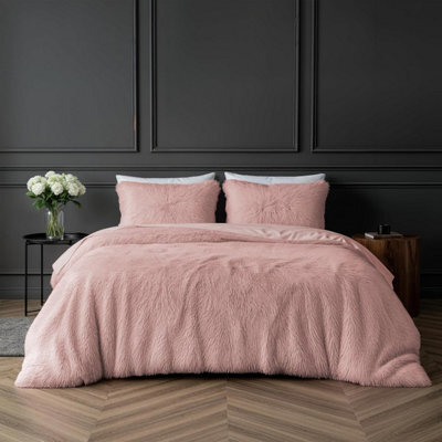 Smart Living Luxury Long Pile Faux Fur Duvet Cover With Pillowcases - image 1