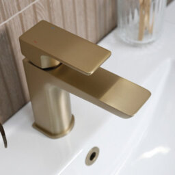 Plum&clay Denver Gloss White Freestanding Vanity Unit & Basin Set With Gold Tap & Handles (W)615mm (H)850mm - thumbnail 6