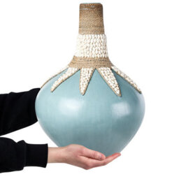 Beliani Blue Handcrafted Terracotta Vase 43 Cm Shell-Trimmed Rustic Boho Home Accent - thumbnail 3