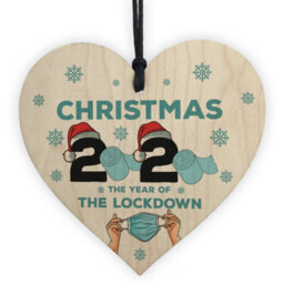 Red Ocean Lockdown Christmas Tree Hanging Decoration Wooden Heart Family Gift Keepsake - thumbnail 1