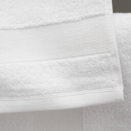 Catherine Lansfield Anti-Bacterial Cotton 30X30Cm Face Cloth Pair White - thumbnail 2