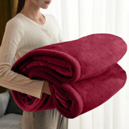 Ameha Fleece Plain Blanket, Lightweight & Reversible Throw For Travel, Bed & Sofa Blanket, Red Super King 230X270Cm - thumbnail 8