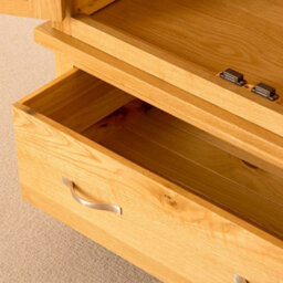 Newlyn Oak Double Wardrobe With Drawers - By Roseland Furniture - thumbnail 7