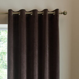 Catherine Lansfield Super Thermal Blackout Matt Velour 46X90 Inch Eyelet Curtains Two Panels Chocolate - thumbnail 3