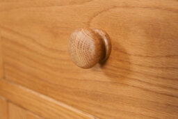 Buttercup Farm Shrewsbury 3 Door Sideboard - L43 X W137 X H85 Cm - Oak - thumbnail 6