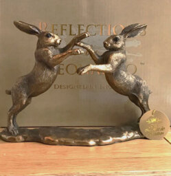 Animal Crackers Boxing Hares Figurine From The Leonardo Reflections Bronzed Range, Gift Boxed. - thumbnail 4