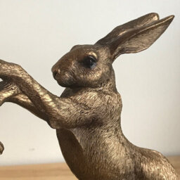 Animal Crackers Boxing Hares Figurine From The Leonardo Reflections Bronzed Range, Gift Boxed. - thumbnail 3
