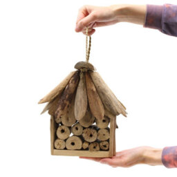Serenityy Handmade Driftwood Bee & Insect Box, Recycled Wood Nest Box H22 X W20 X D12 Cm - thumbnail 2