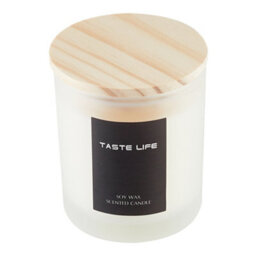 Living And Home Westin White Tea Scented Handcrafted Soy Wax Candle In Frosted Glass Jar With Wooden Lid 150G - thumbnail 4