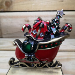 Samuel Alexander 16Cm Premier Present Filled Sleigh Christmas Stocking Hanger In Red And Green - thumbnail 7
